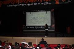 Evrensel Kolej